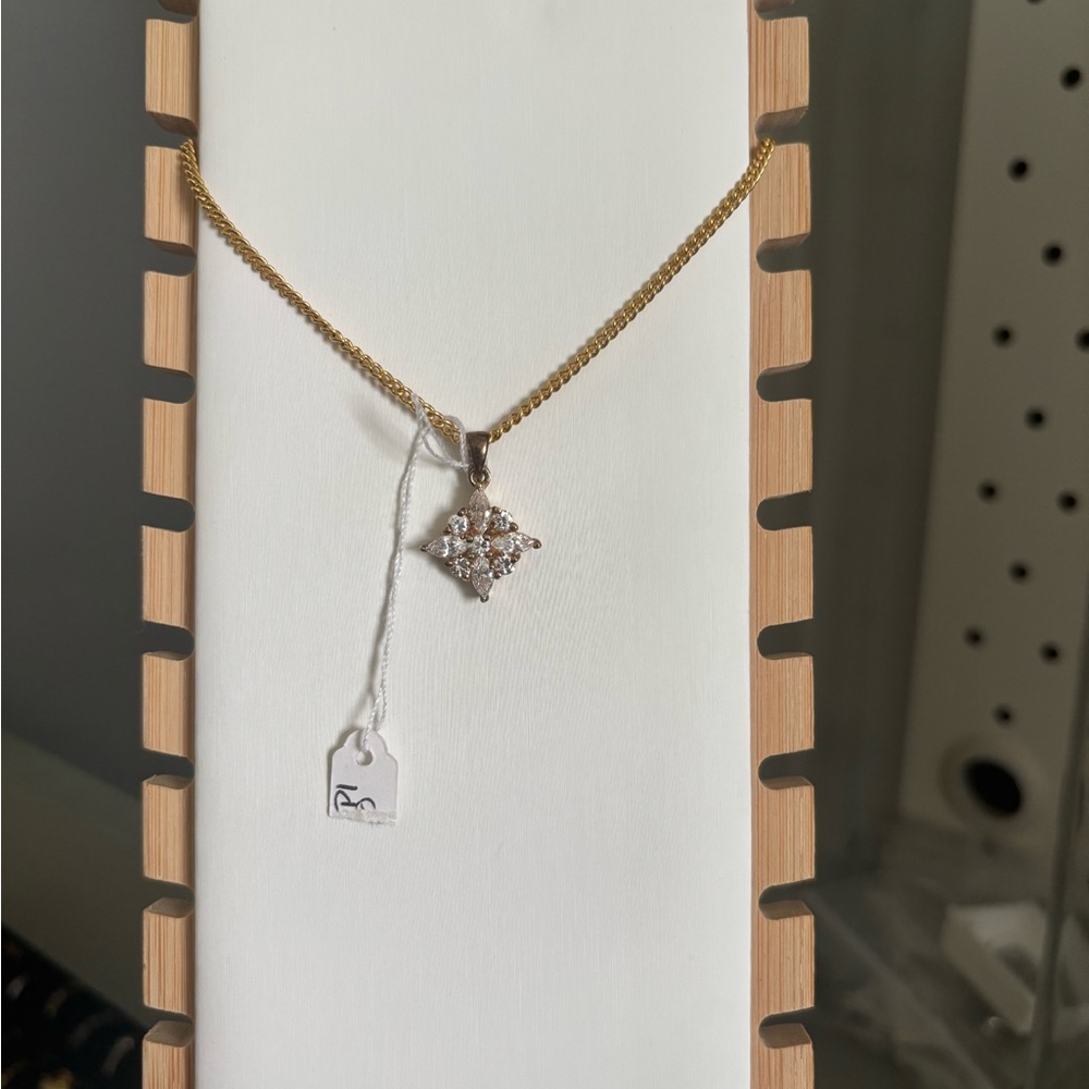 Vintage White Topaz Gold Tone Pendant Necklace - Picture 3 of 3